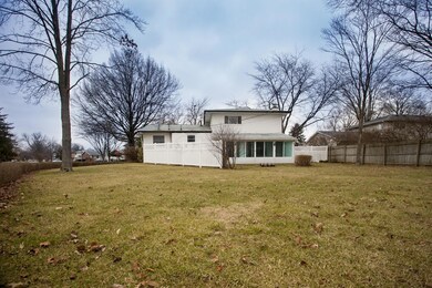 5565 Satinwood Dr, Columbus, OH 43229 - photo 2