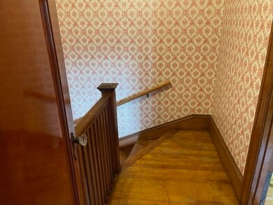 10 Norfolk St, Worcester, MA 01604 - photo 5