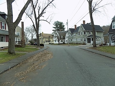 51 Bancroft Park, Hopedale, MA 01747 - photo 3