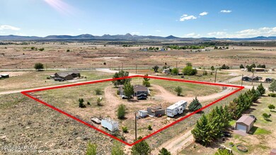 24851 N Mitchell Ln, Paulden, AZ 86334 - photo 6