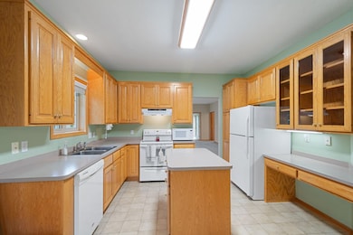 2332 Gresham Ave N, Saint Paul, MN 55128 - photo 7