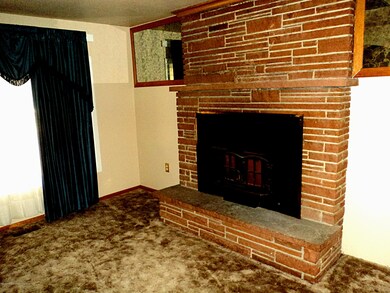 713 Russell St, Craig, CO 81625 - photo 6