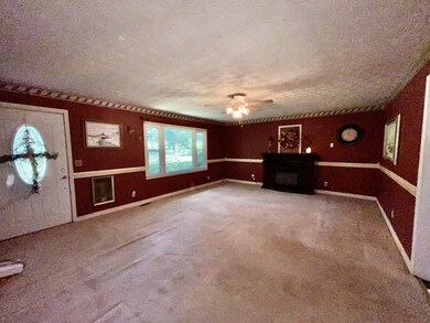 50 Warden Ln, Tennessee Ridge, TN 37178 - photo 4