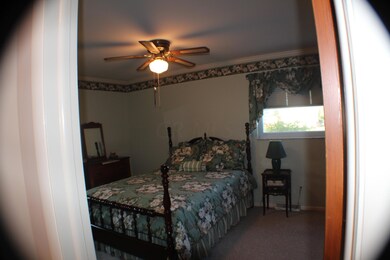 1475 Seeran Place, Columbus, OH 43228 - photo 6