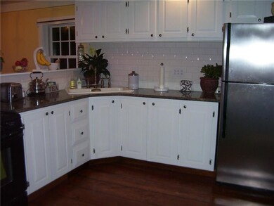 Updated kitchen. Lots of cupboard space