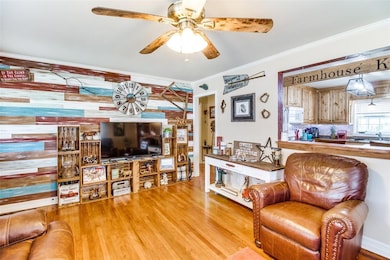 1813 Buck St, Gainesville, TX 76240 - photo 6