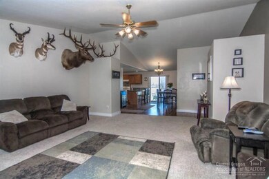 1902 SW 35th Place, Redmond, OR 97756 - photo 7