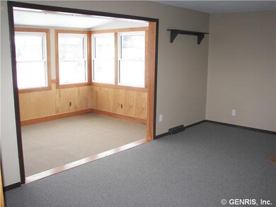 Bonus room. Florida type room off the family/livin