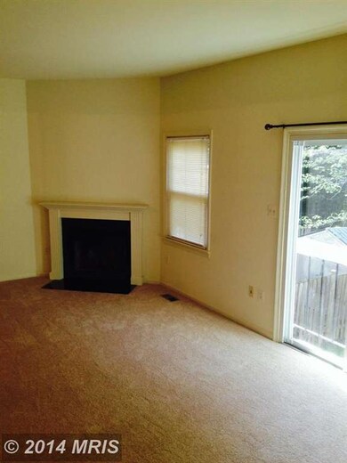 9517 Poplar Leaf Ct, Fairfax, VA 22031 - photo 5