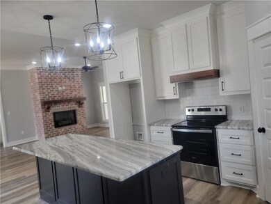 4465 Hathern Dr, Pineville, LA 71360 - photo 6