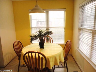 9736 Willow Glen Ln, Henrico, VA 23228 - photo 2