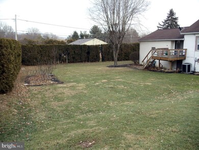 1455 Logan St, Reading, PA 19607 - photo 5