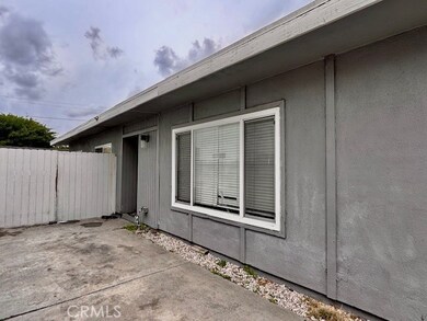 10347 Kalmia St, Los Angeles, CA 90002 - photo 4