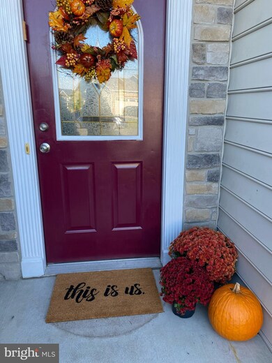 1252 Emilys Ct, Greencastle, PA 17225 - photo 4