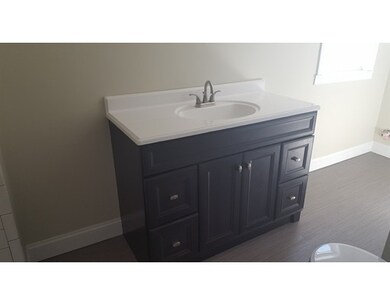 5 Whittenton St unit 2R, Taunton, MA 02780 - photo 6