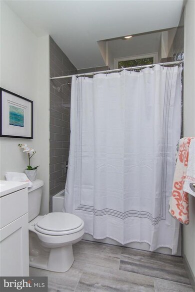 124 Levering St unit 2A, Philadelphia, PA 19127 - photo 4