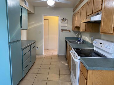 10405 Maxwood Dr, El Paso, TX 79935 - photo 3