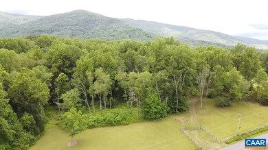 7000 Blackwells Hollow Rd, Crozet, VA 22932 - photo 4