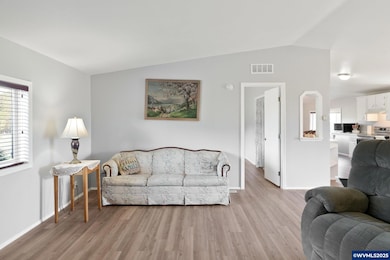 38733 Shady Oak Rd NE, Albany, OR 97322 - photo 4