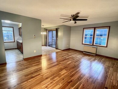 140 N Twin Oaks Terrace, South Burlington, VT 05403 - photo 7