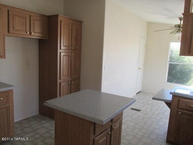 2880 E Cottonwood Club Ln, Tucson, AZ 85706 - photo 4