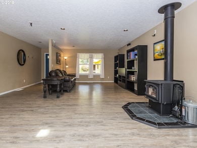 6470 SW Winters Rd, Cornelius, OR 97113 - photo 5