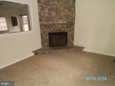 10908 Doeskin Ln, Fredericksburg, VA 22407 - photo 2