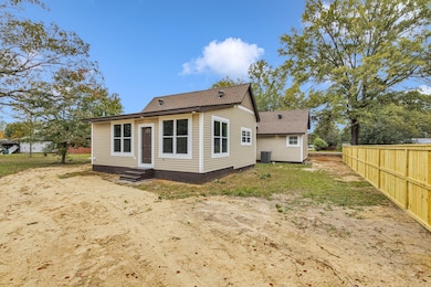 251 Metts Rd-5