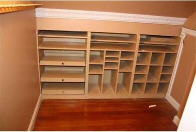 8 Waitt Ave, Lynn, MA 01902 - photo 4