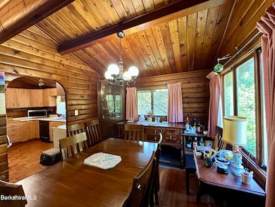 4EEC5842-5A26-4864-8D67-C7B1C122F6D8