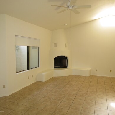 301 E Highcourte Ln, Tucson, AZ 85737 - photo 5