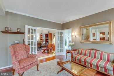 8914 Cross Chase Cir, Lorton, VA 22079 - photo 5