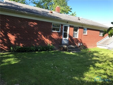 720 W College Ave, Woodville, OH 43469 - photo 5