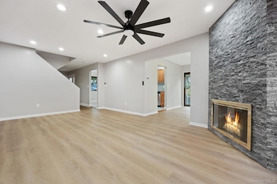 42 Timber Ridge, Mount Kisco, NY 10549 - photo 6