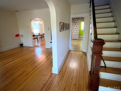 Entry Foyer.  Great space for entertaining!