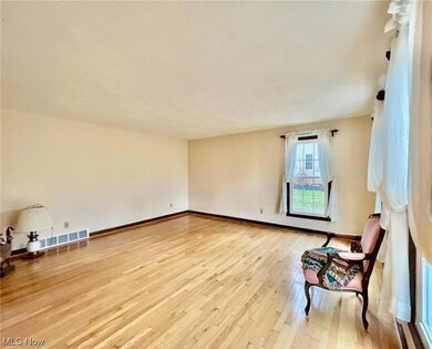 480 E Pioneer Trail, Aurora, OH 44202 - photo 4