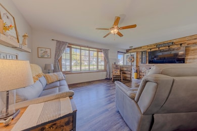 1101 N Pass St, Edgerton, WI 53534 - photo 5