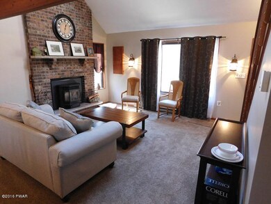 127 Franklin Dr, Dingmans Ferry, PA 18328 - photo 6