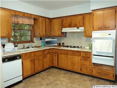 206 Lakewood Ave, Bayville, NJ 08721 - photo 3