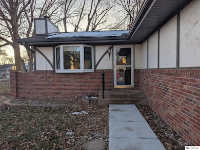 5613 Briarpatch Cir, Lincoln, NE 68516 - photo 4