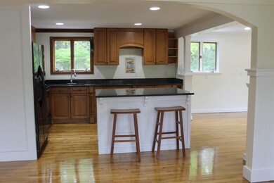 20 Monmouth Cir, North Falmouth, MA 02556 - photo 5