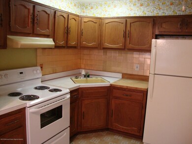 10C Columbus Blvd, Whiting, NJ 08759 - photo 6
