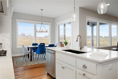 1300 SW Sapperton Rd, Lee's Summit, MO 64082 - photo 7