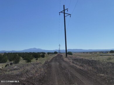 79c N Railroad Bed, Ash Fork, AZ 86320 - photo 4