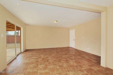 3545 W Citrus Phoenix AZ 85019-small-007