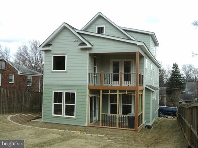 311 Walnut St, Falls Church, VA 22046 - photo 4