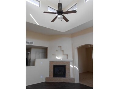 14325 Desert Spring Dr, Horizon City, TX 79928 - photo 3