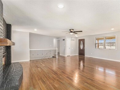 1000 Wesley Ave, Raymore, MO 64083 - photo 5