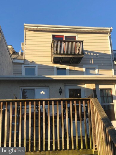 403 Spring Mill Ave unit 1, Conshohocken, PA 19428 - photo 2