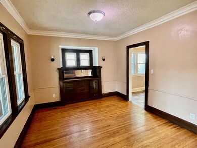 1622 Upton Ave N, Minneapolis, MN 55411 - photo 5